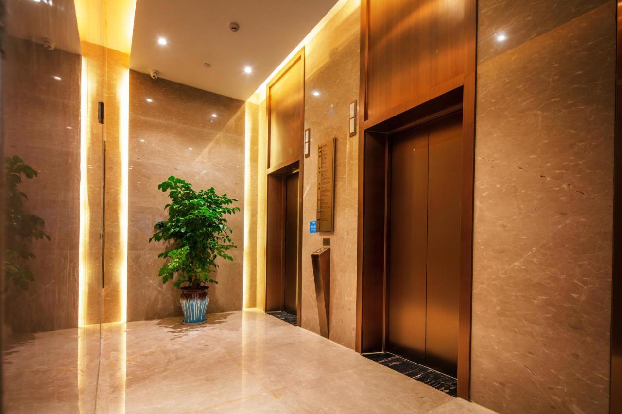 Wyndham Shiyan Downtown Hotel Exterior photo