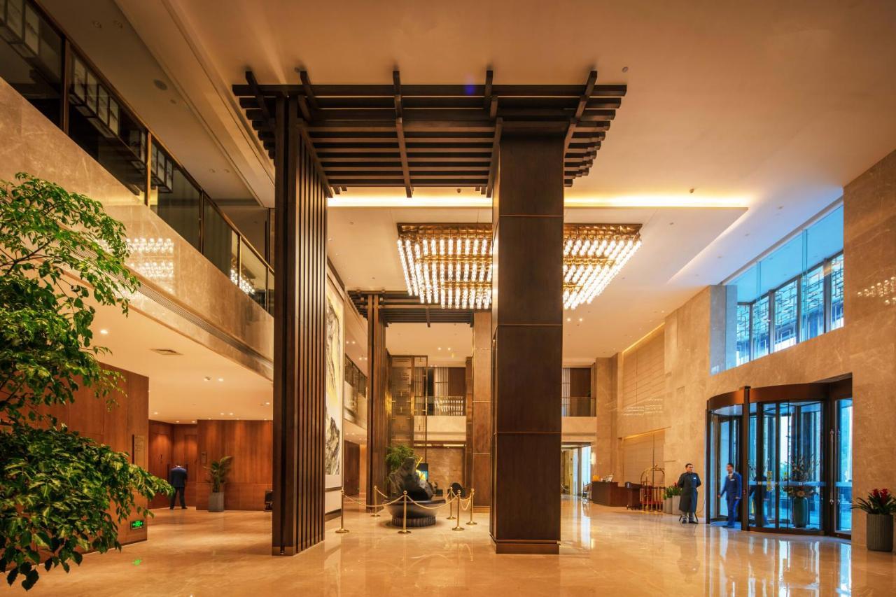 Wyndham Shiyan Downtown Hotel Exterior photo