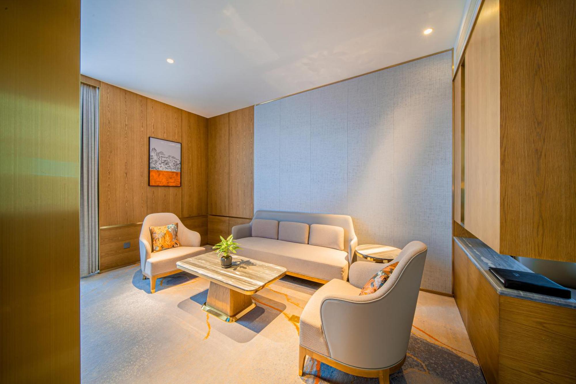 Wyndham Shiyan Downtown Hotel Exterior photo
